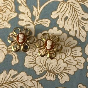Gold Toned Vintage Cameo Clip Earrings